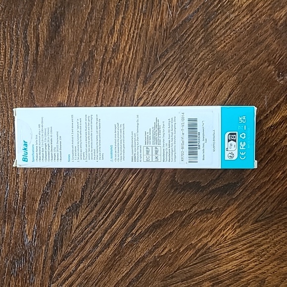 Bluetooth Selfie Stick - Picture 2 of 5